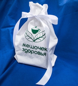 Мешочек с вышивкой для подарка
